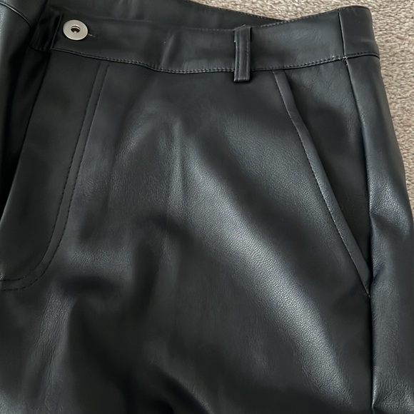 7 For All Mankind Faux Leather Cargo Pant - Picture 6 of 10